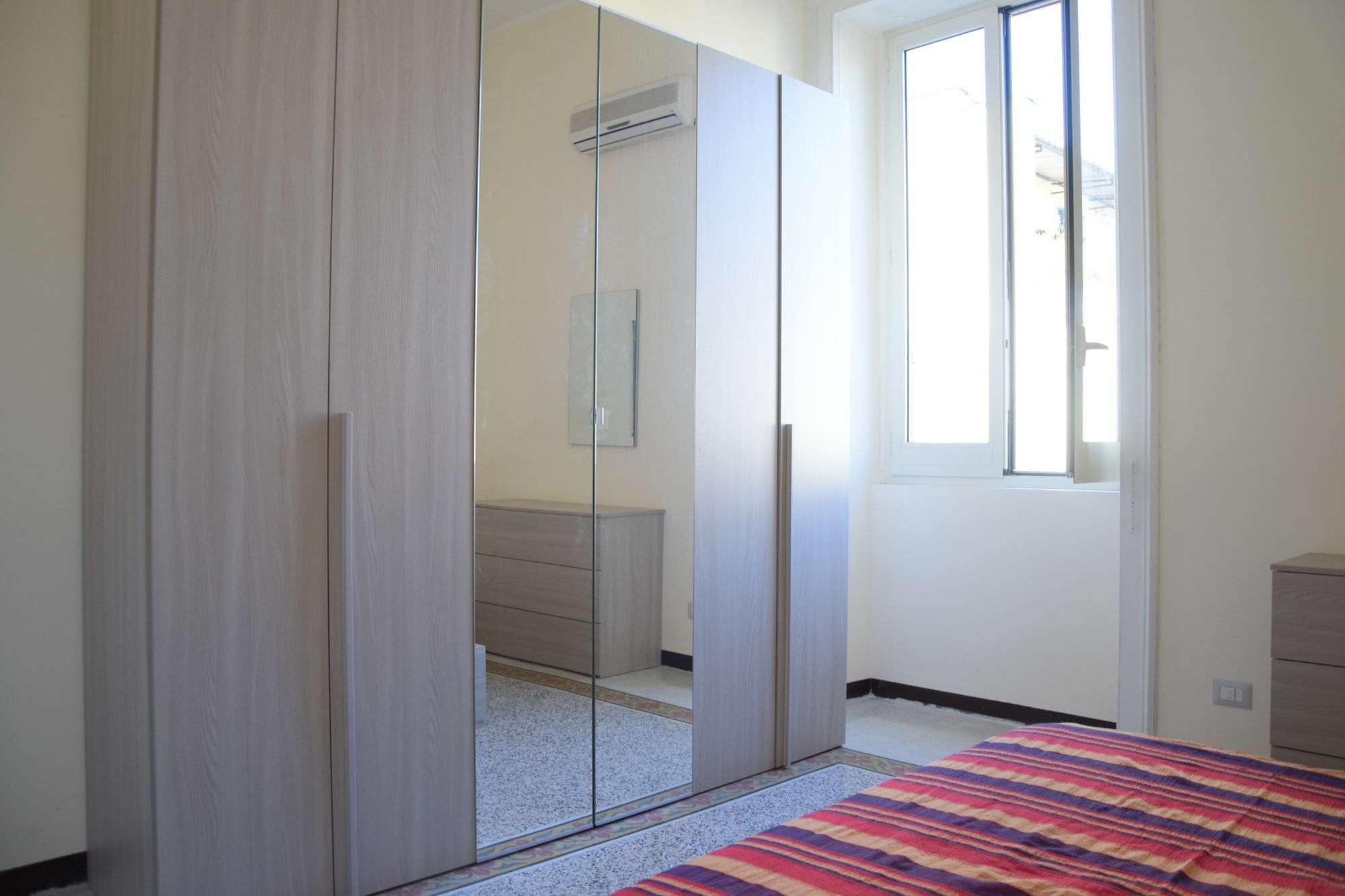 Polaroid Apartment Naples